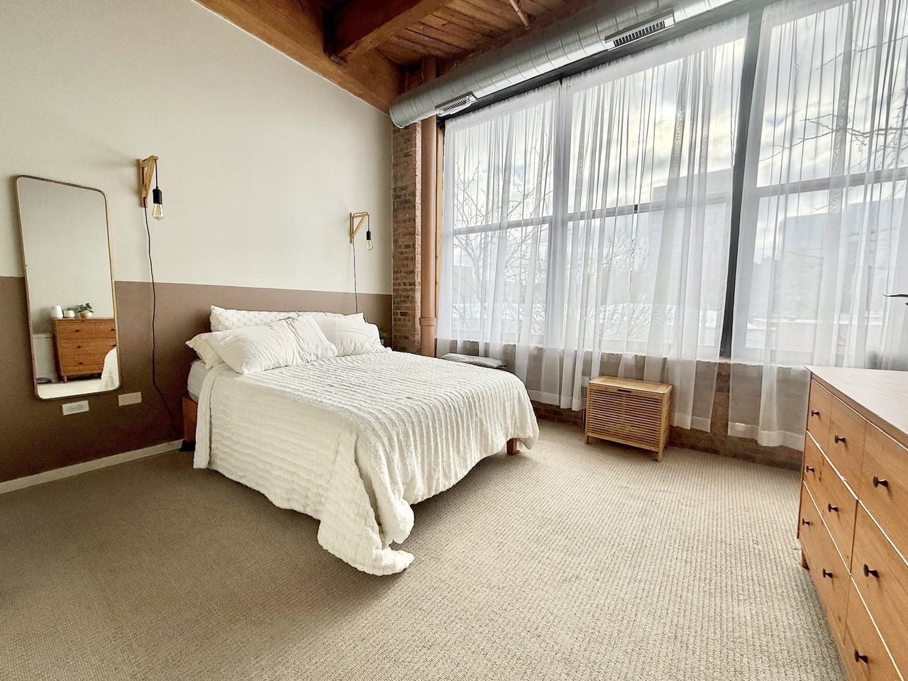 West Adams Street #239 - Photo 5 of 11