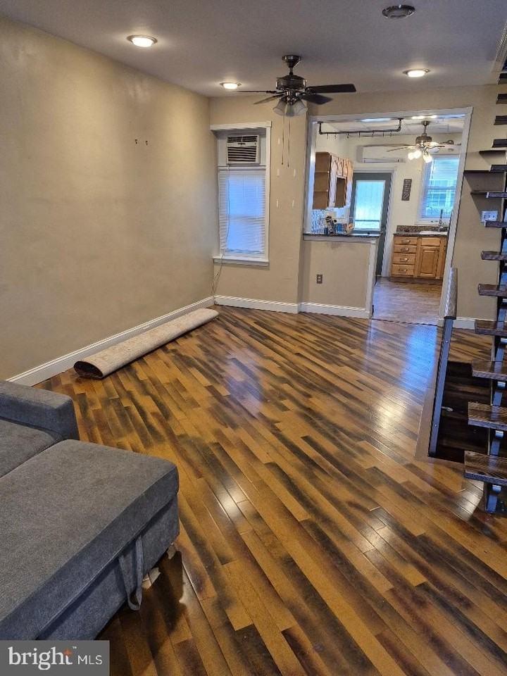 2417 S Opal St - Photo 4 of 12