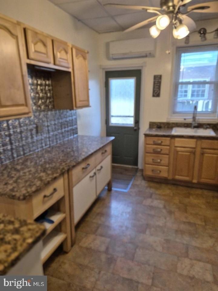 2417 S Opal St - Photo 6 of 12