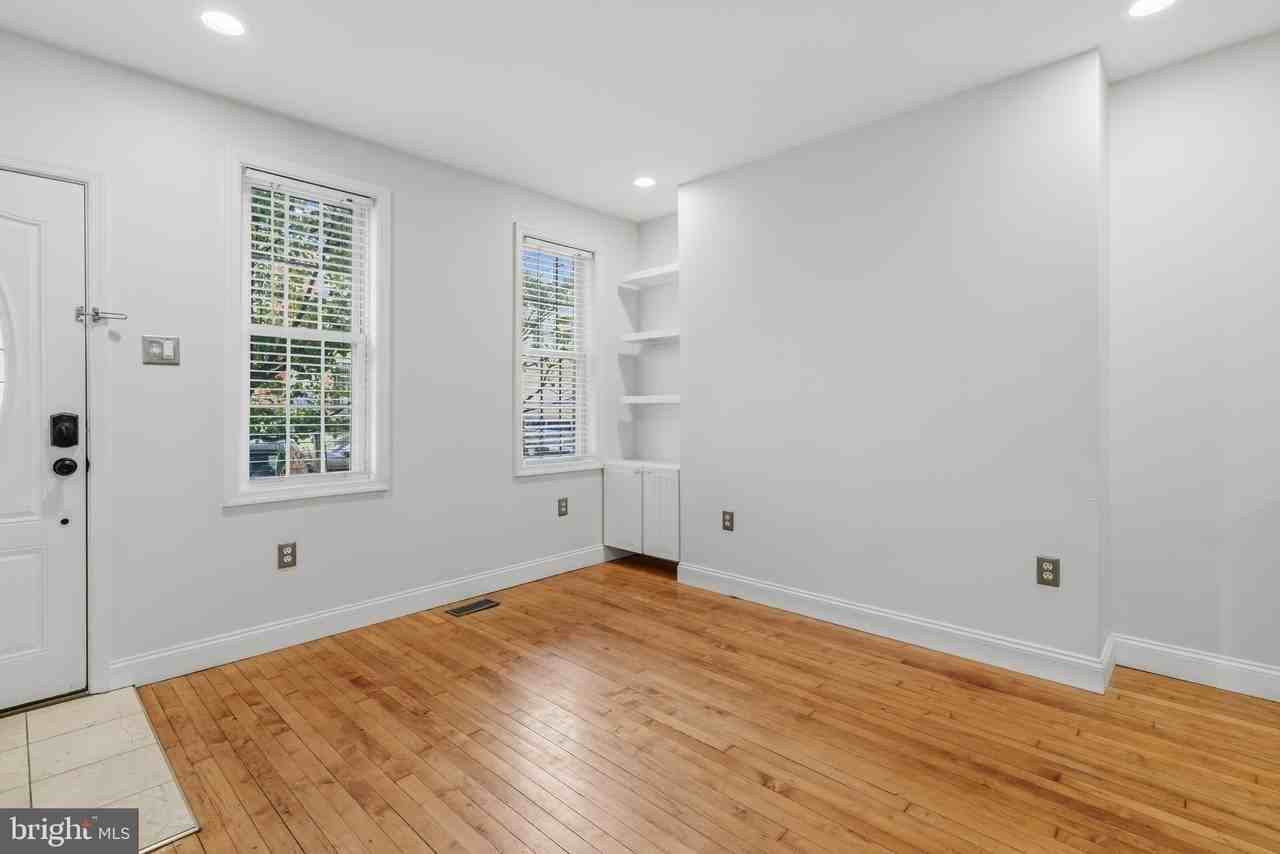 2217 Memphis Street - Photo 4 of 20