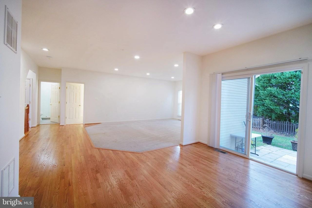 20203 Hopi Dr - Photo 4 of 21