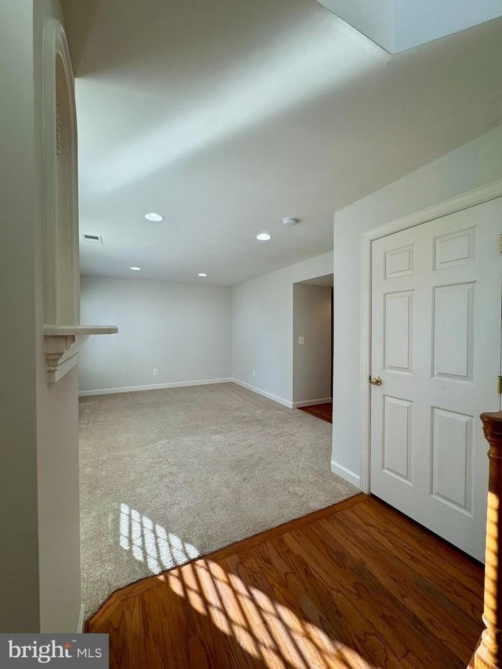 43800 Bent Creek Ter - Photo 5 of 49