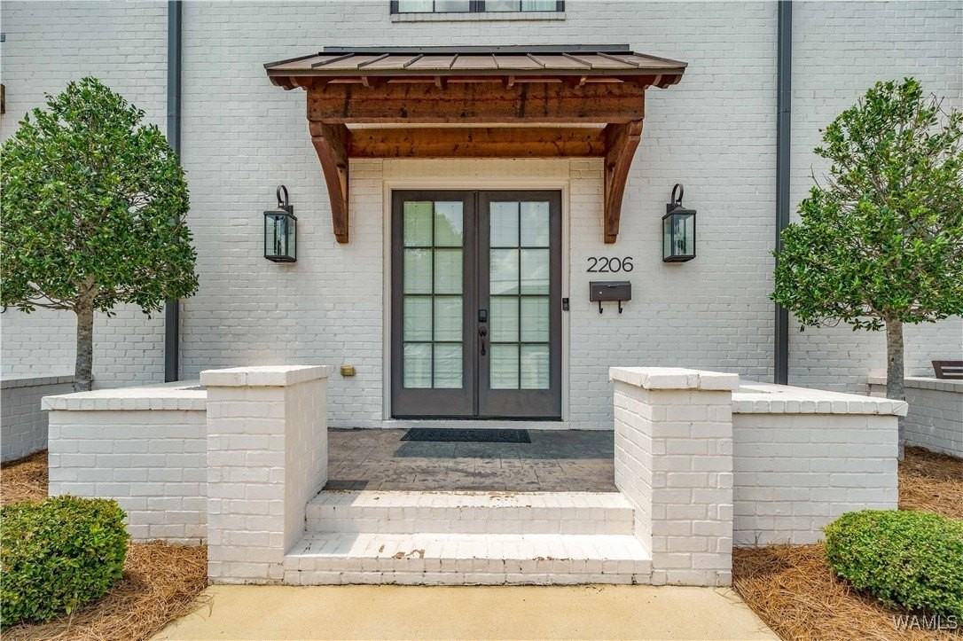 2206 Maxie Thomas Way - Photo 2 of 32