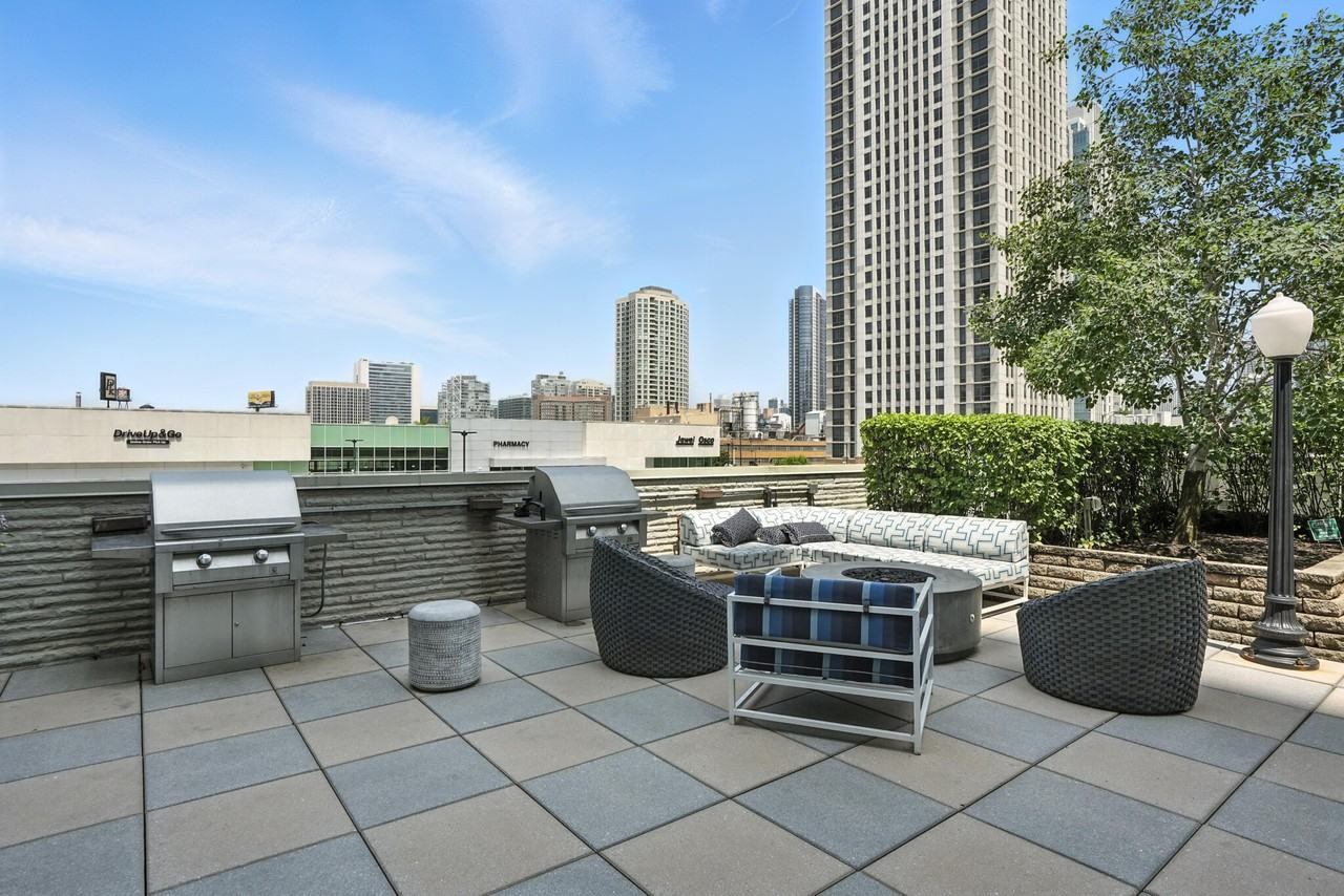 670 W Wayman St #1-2 - Photo 6 of 18