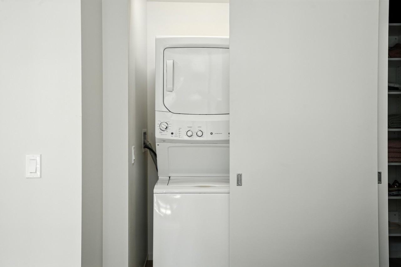 88 E Wacker Pl - Photo 7 of 39