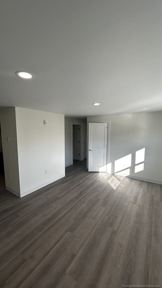 Washington St #15 - Photo 4 of 17