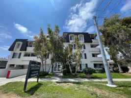 featured image of 1114 W Santa Ana Blvd