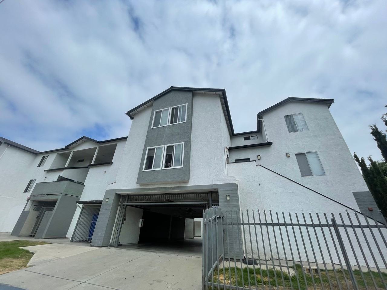 Park City Walk Apartments - Photo 2 of 7