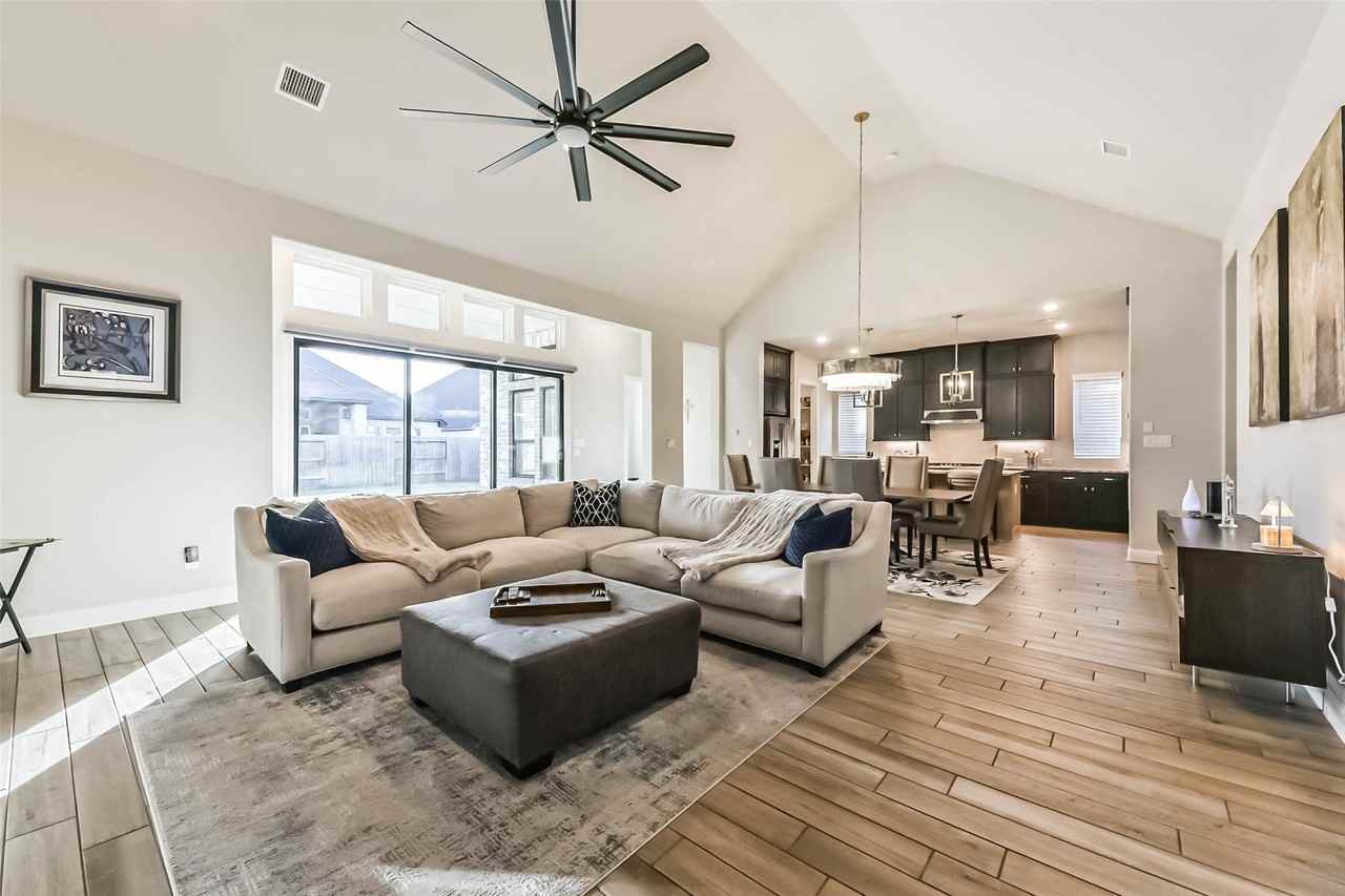 11922 Parsifal Creek Road - Photo 5 of 50