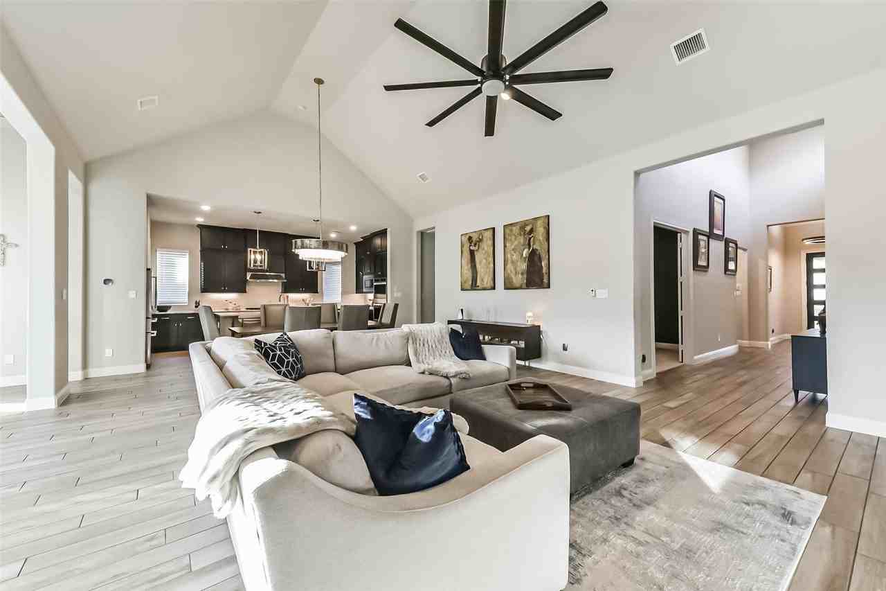 11922 Parsifal Creek Road - Photo 7 of 50