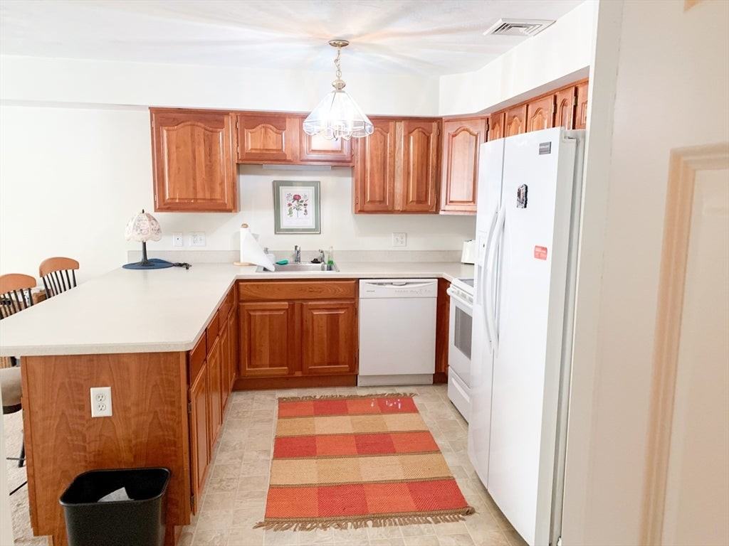 25 Greenleaves Drive - Photo 7 of 7