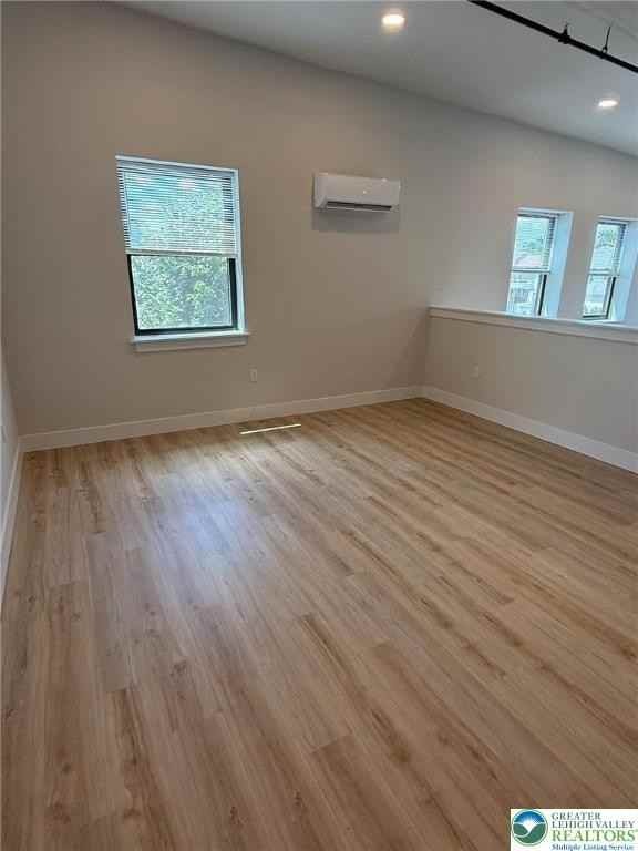 211 South Street ##7 - Photo 6 of 10