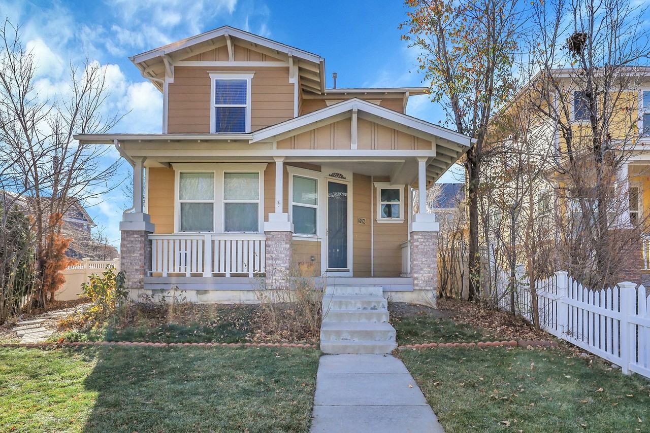 2696 Akron Street - Photo 5 of 50