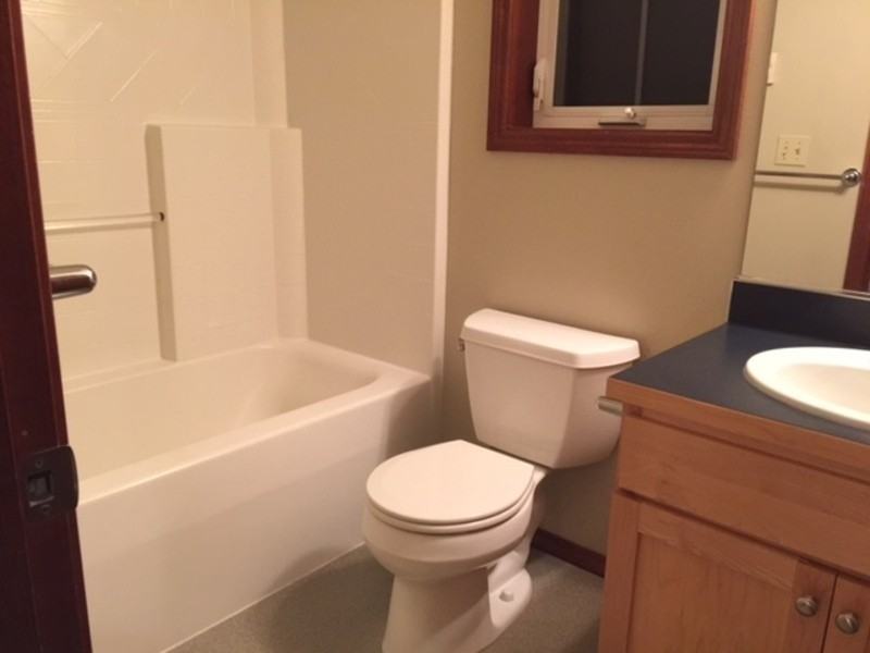 1126 Nw 56th St - Photo 7 of 8