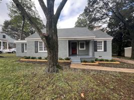 featured image of 1676 Alta Vista Avenue