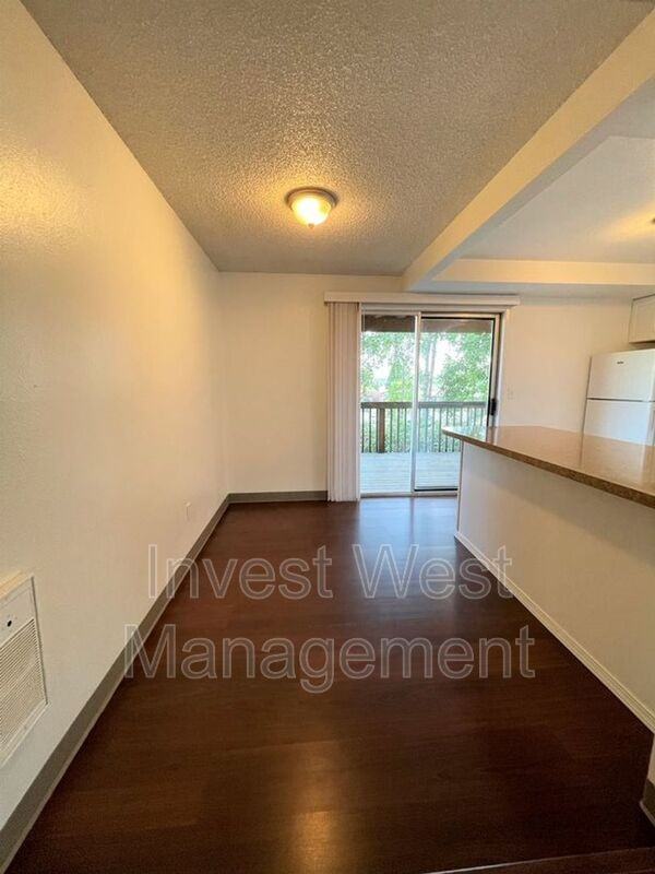 2815 Estreet #D - Photo 3 of 10