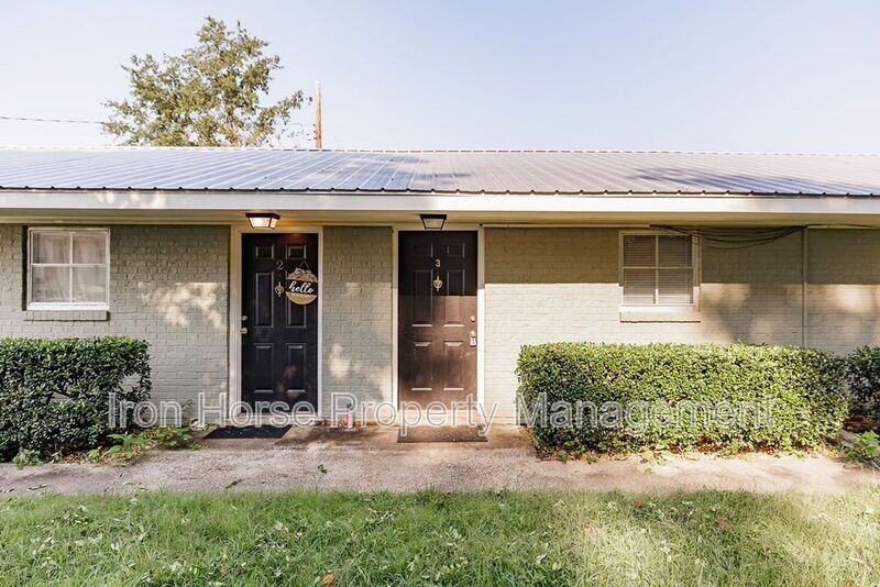 550 Macon Highway #3