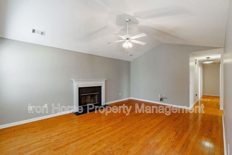 160 Cedar Rock Trce - Photo 6 of 25