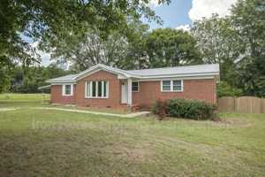 featured image of 4200 Hog Mountain Rd