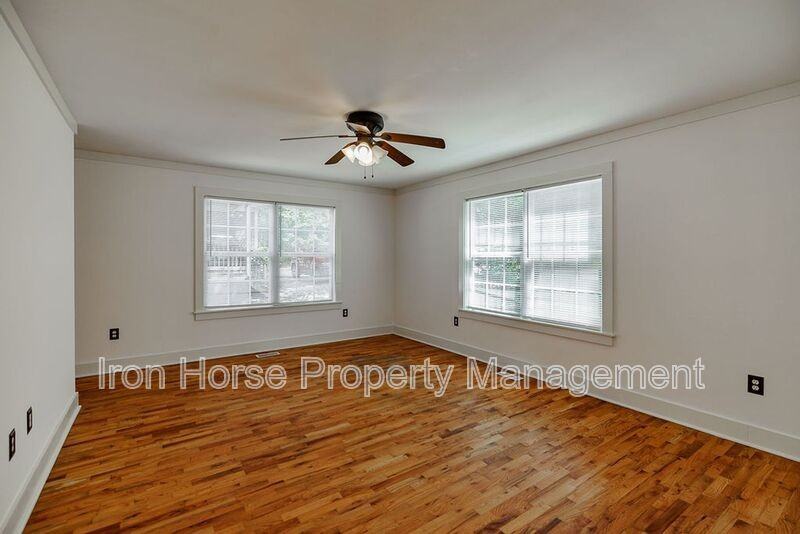 205 Third St - Photo 3 of 30