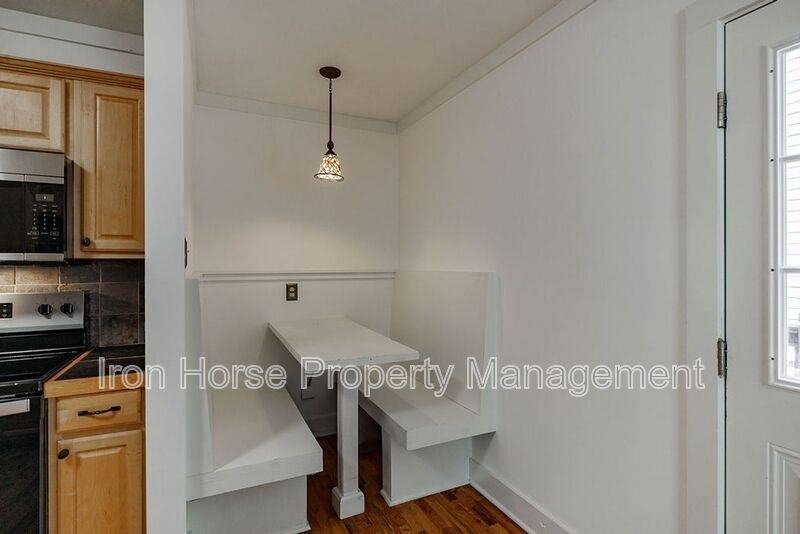 205 Third St - Photo 7 of 30