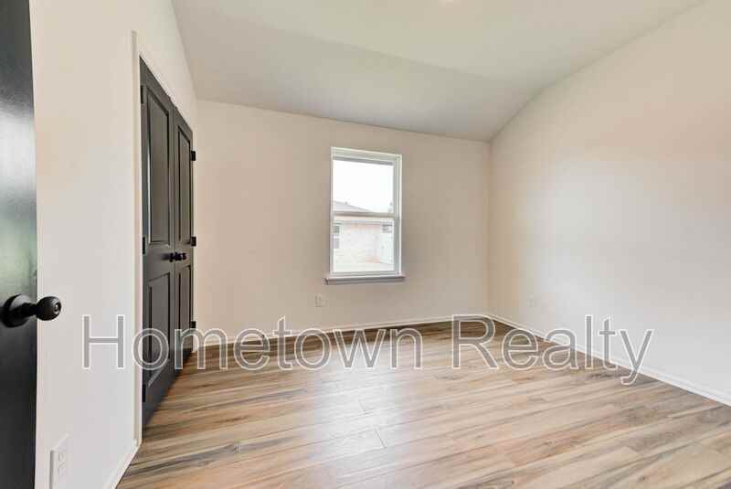 500 N Canyon Ter - Photo 4 of 16