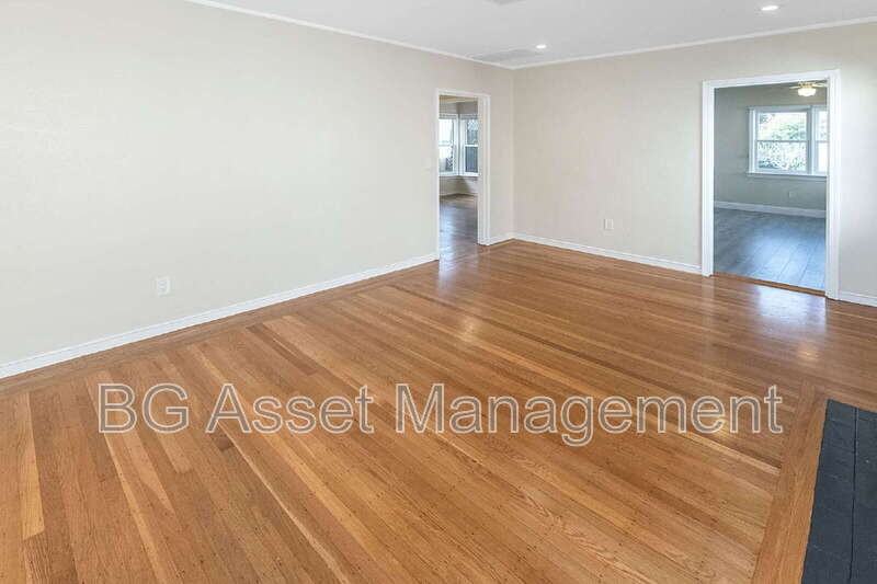 317 Pomona Ave - Photo 3 of 26