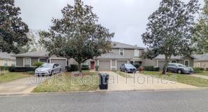 1635 Vineland Circle #B - Photo 1 of 1