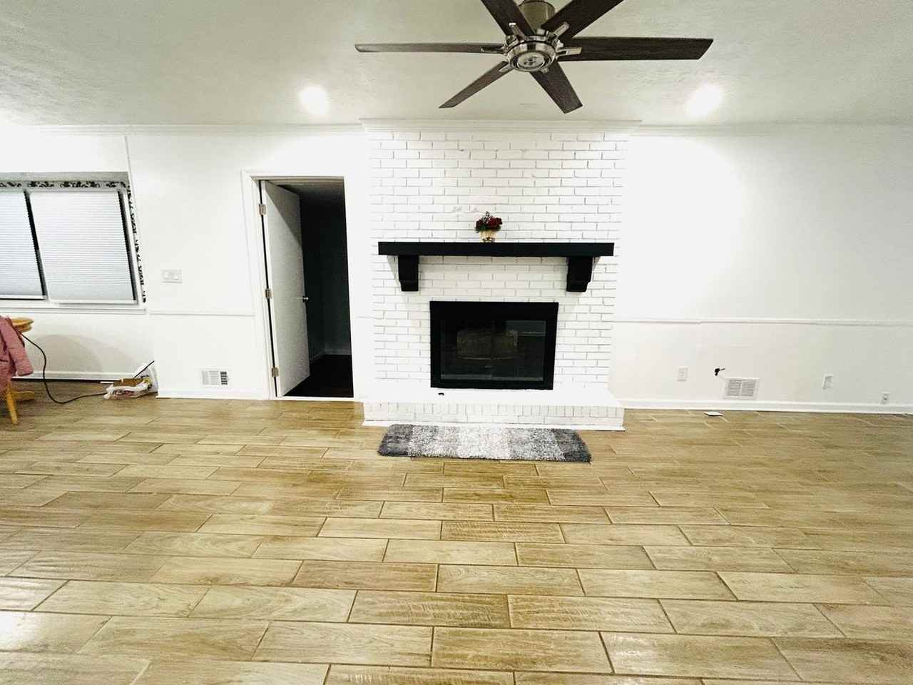 2664 Abington Dr - Photo 6 of 45