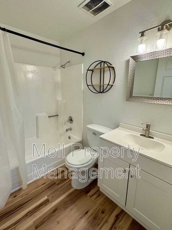 1829 Se Mason St #A - Photo 7 of 10