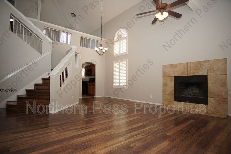 10932 Acoma St - Photo 3 of 35