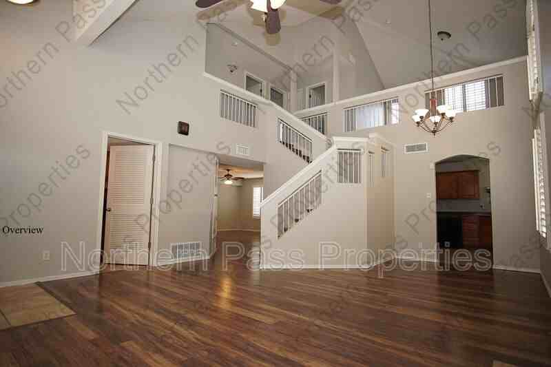 10932 Acoma St - Photo 4 of 35