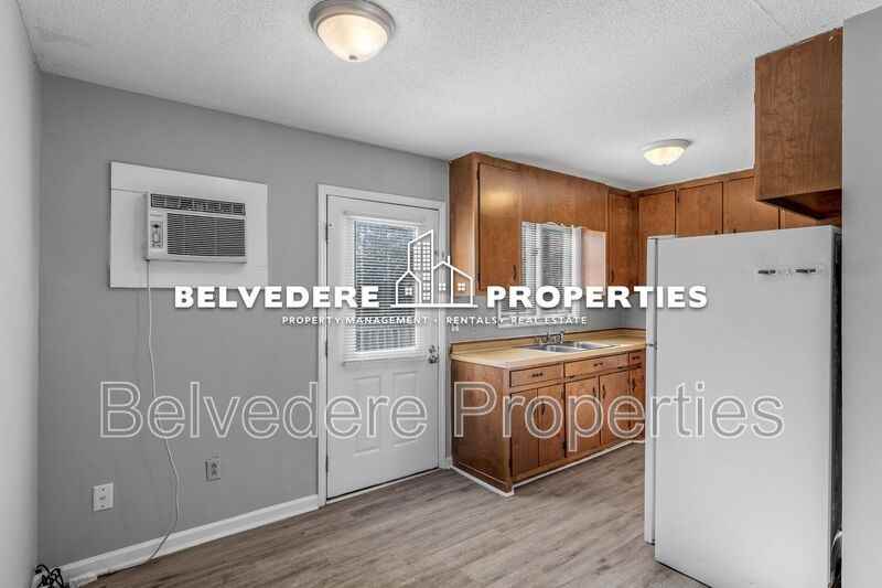 N 3rd Ave #D - Photo 6 of 15