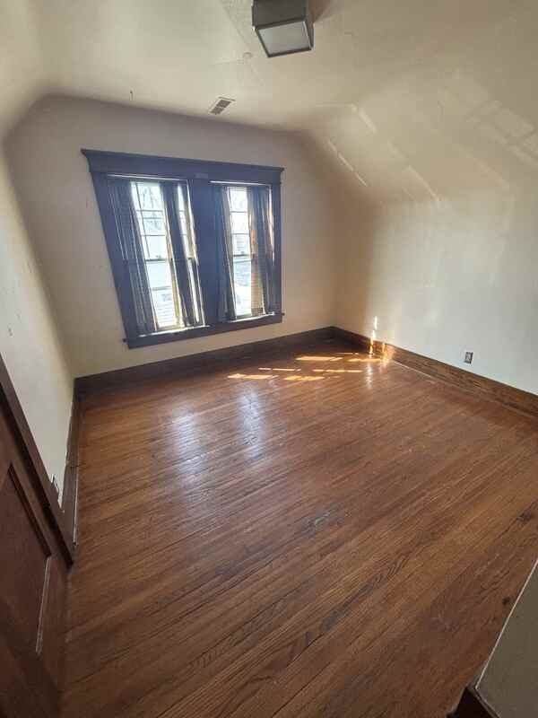 1345 E St #2 - Photo 5 of 9