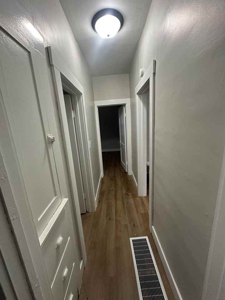 210 West Republic Avenue - Photo 2 of 7