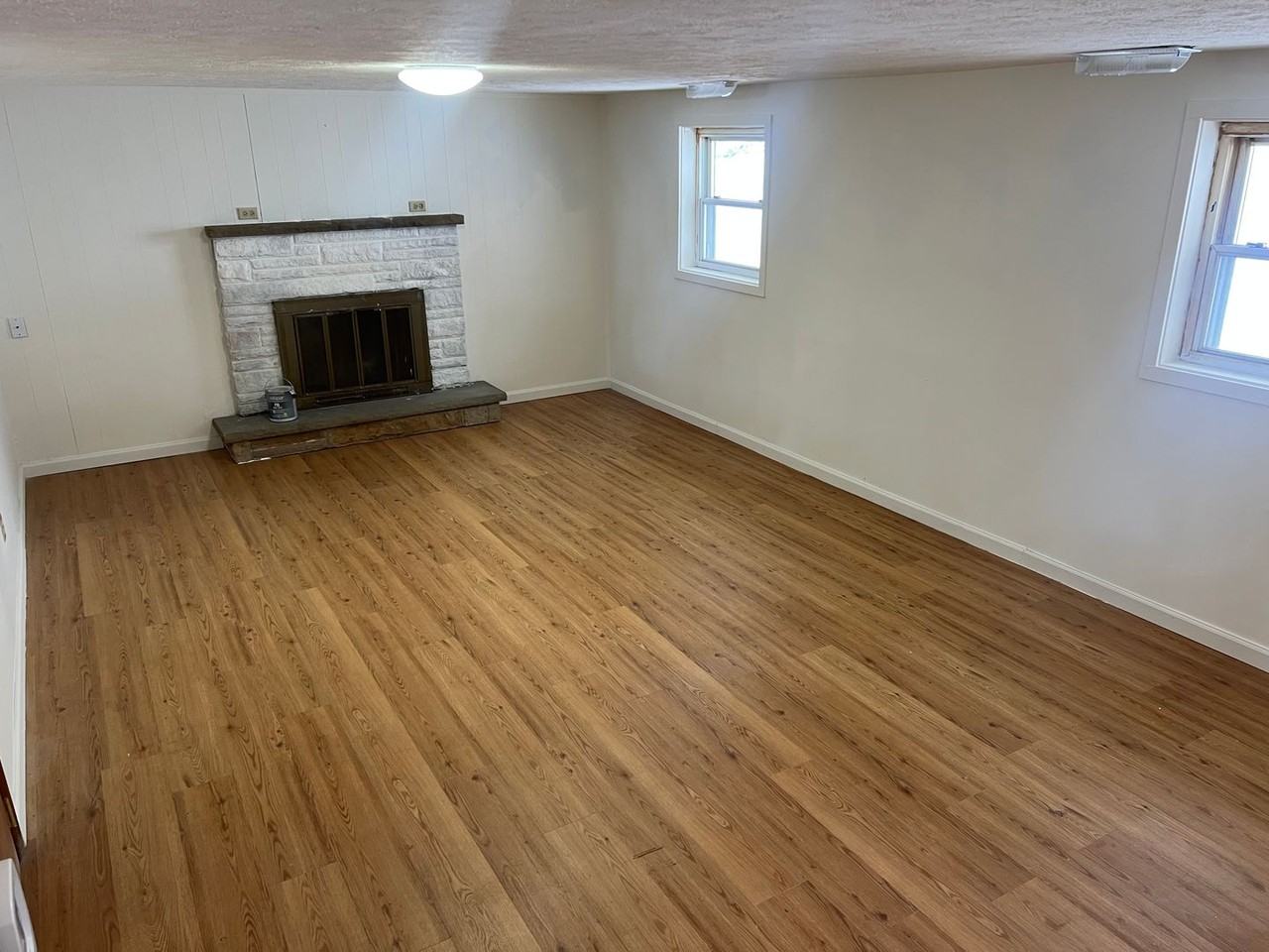 6880 Pinecrest St Ne - Photo 4 of 16