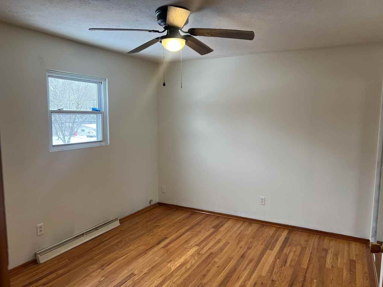 6880 Pinecrest St Ne - Photo 6 of 16