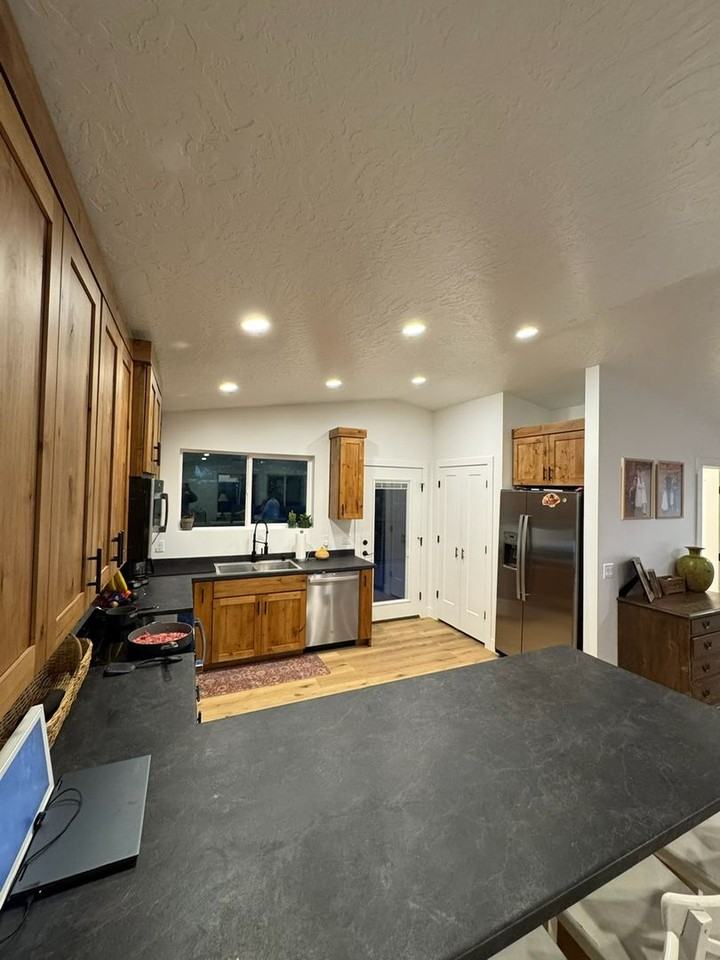 170 N Pine View Dr - Photo 3 of 23