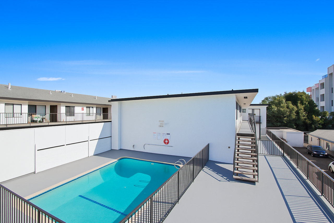 14110 Yukon Avenue - Photo 4 of 12