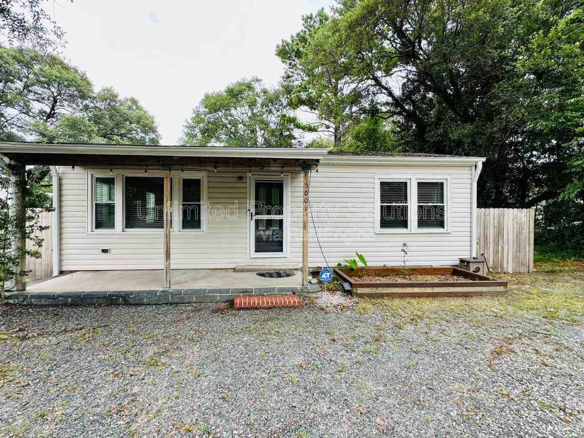 5009 Park Ave - Photo 2 of 10