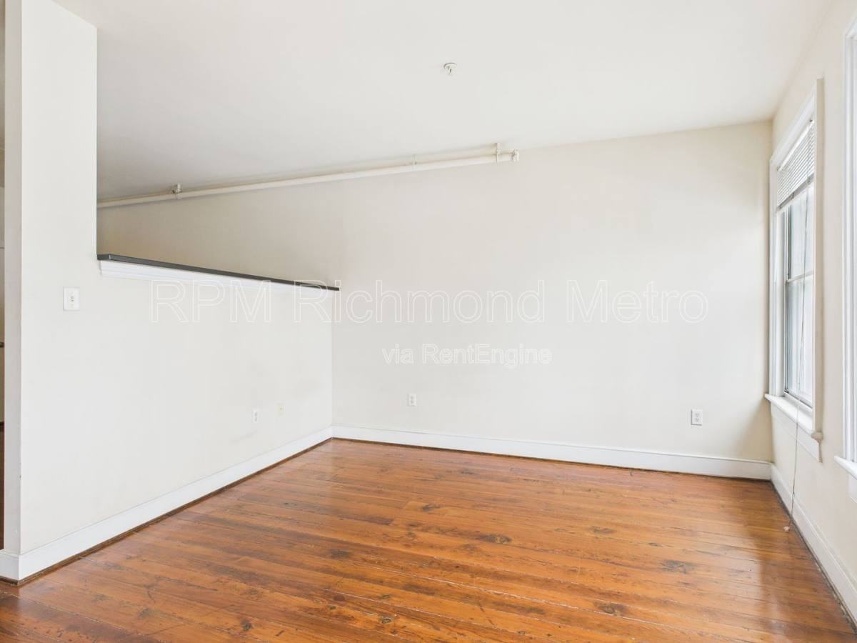 1321 East Main Street #310 - Photo 3 of 10