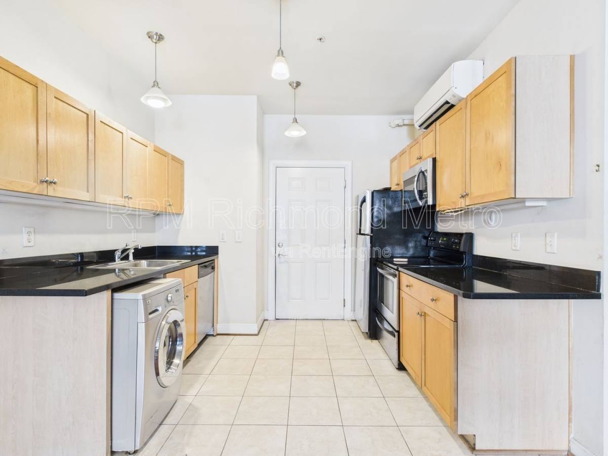 1321 East Main Street #310 - Photo 7 of 10