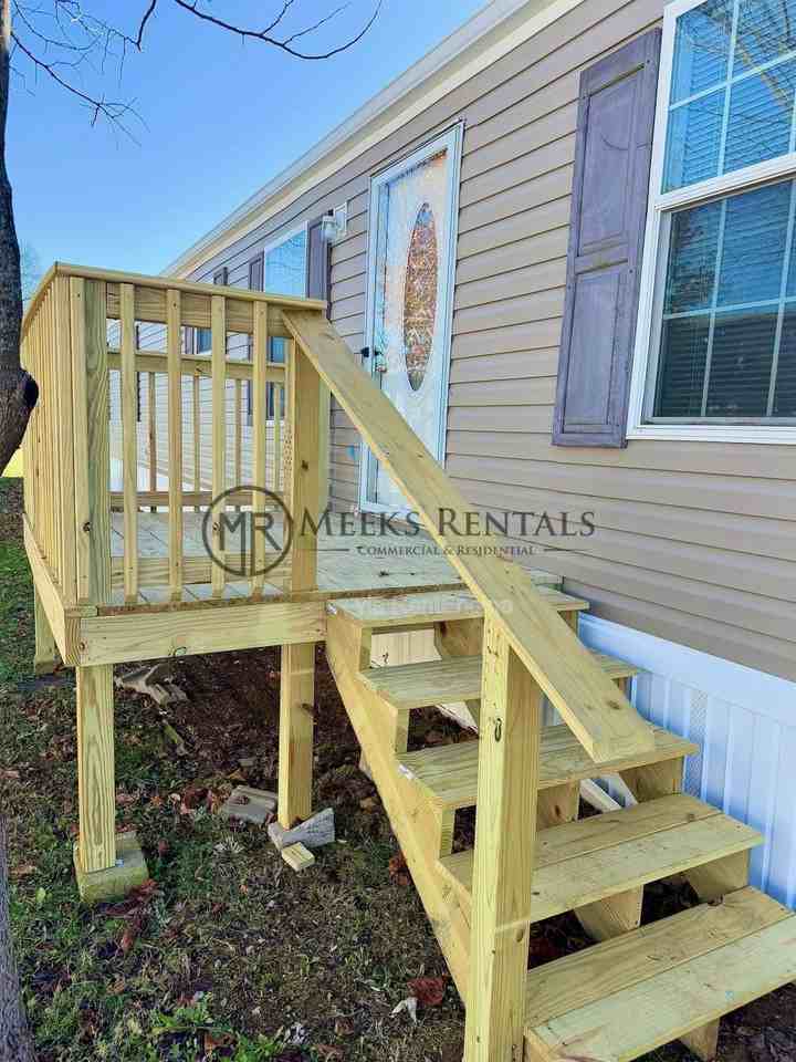 106 Robby Street - Photo 2 of 10