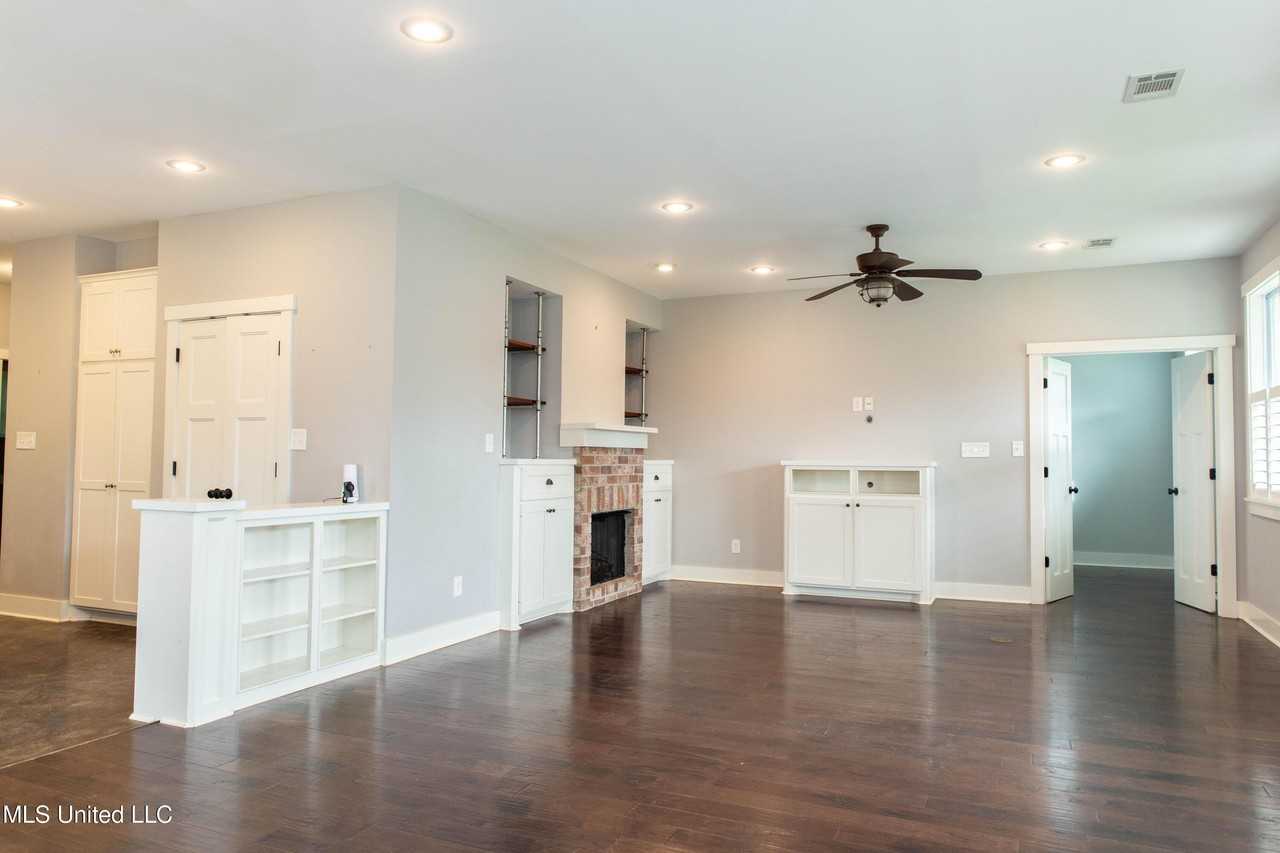 2 Oakwood Glen - Photo 6 of 50