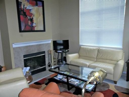 1738 SE Halyard Ln #1738 - Photo 2 of 5