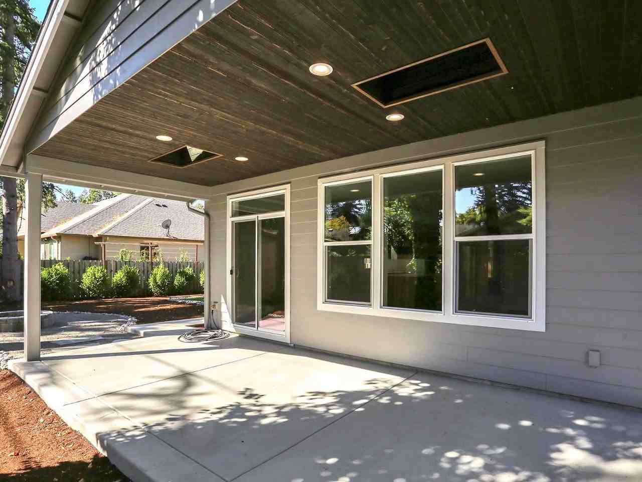 84 Sw Meadow Dr - Photo 4 of 18