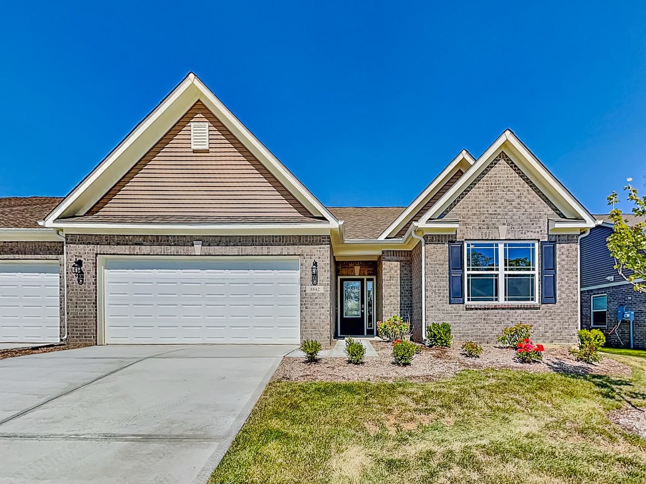 8842 Faulkner Dr - Photo 2 of 22