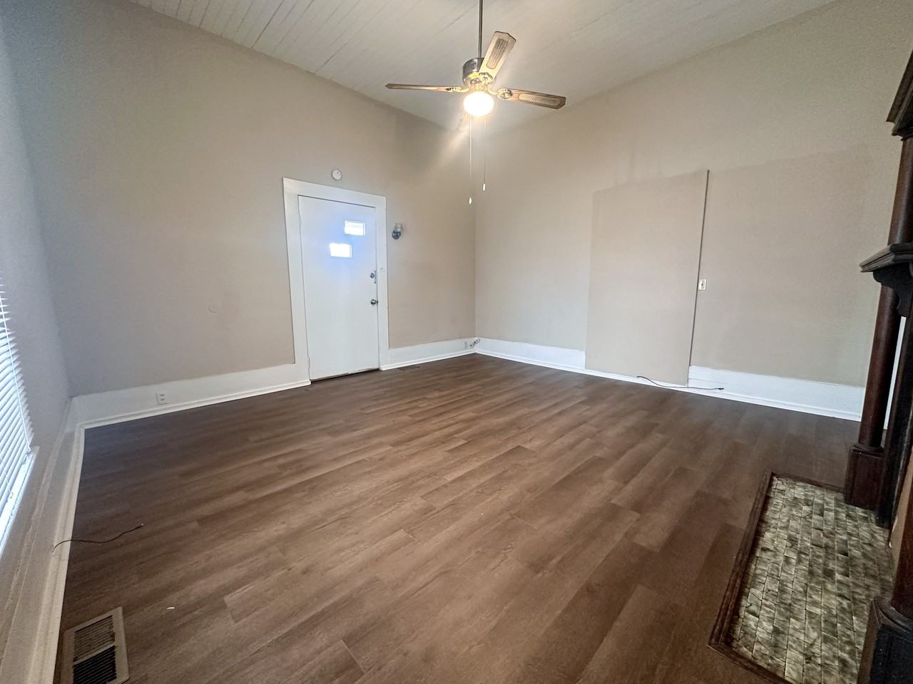 112 Peachtree Street - Photo 3 of 14