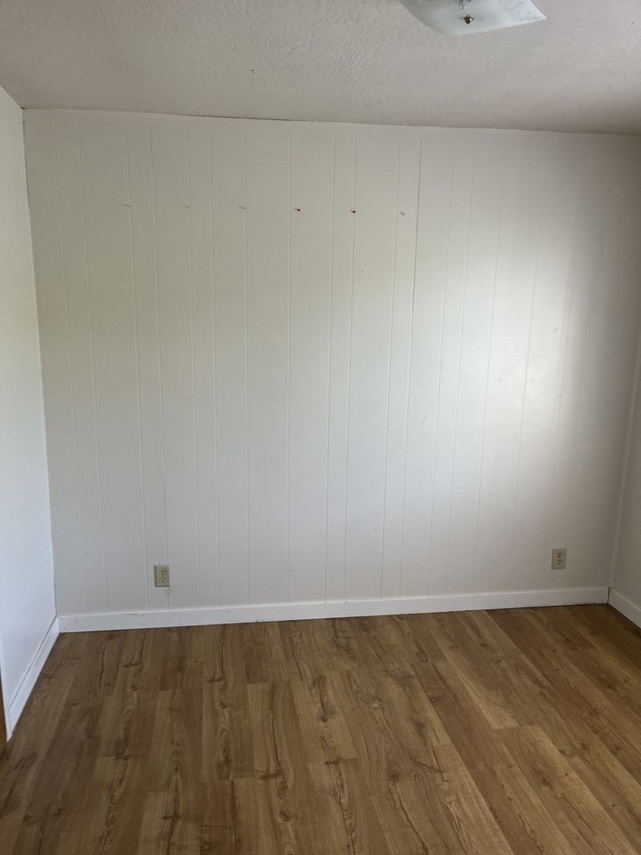 108 Main St - Photo 6 of 10