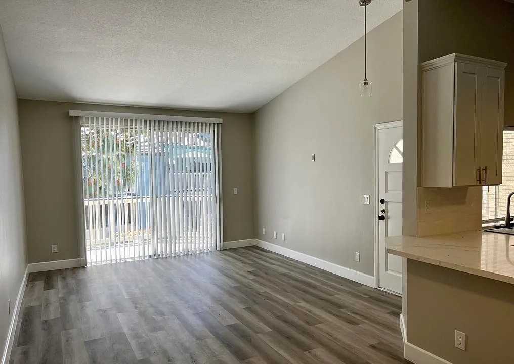 2390 Pleasant Way - Photo 6 of 10